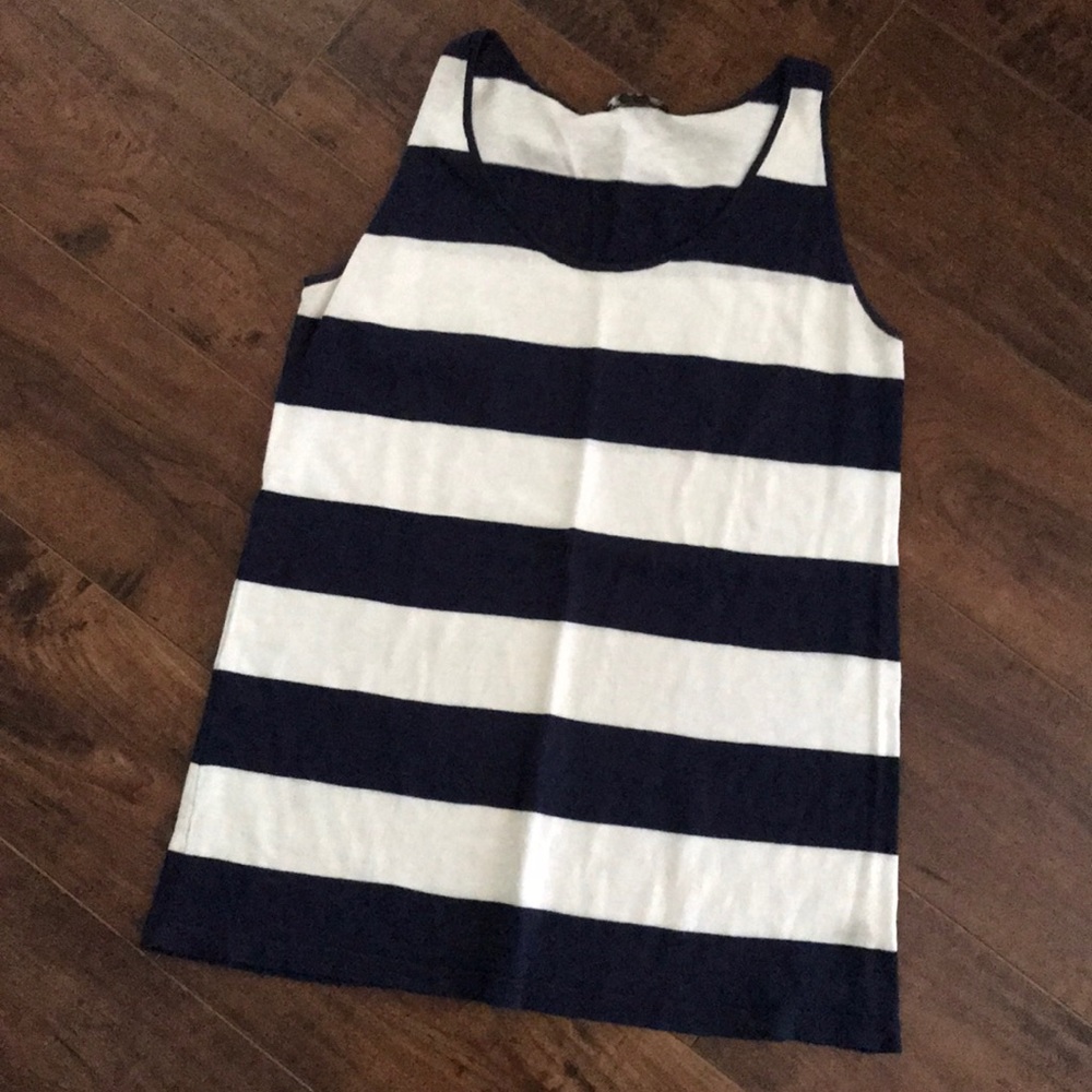 Loose Fitting Sweater Tank